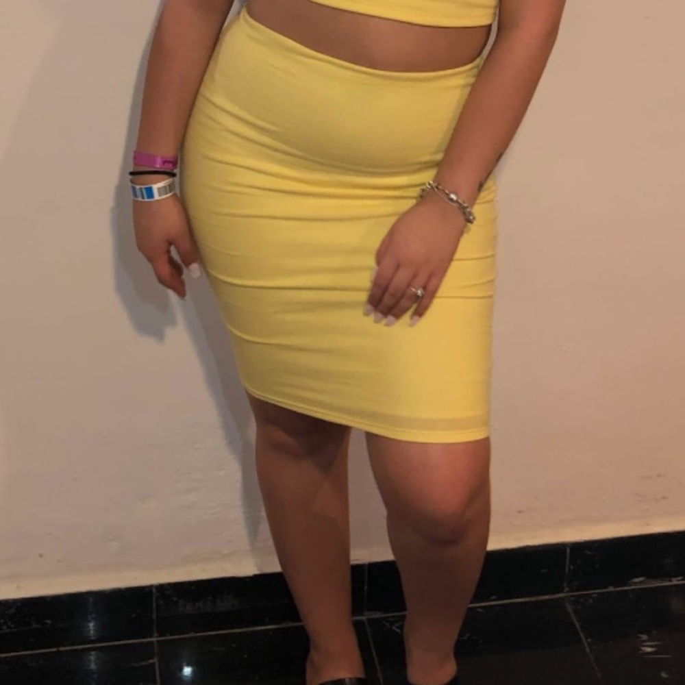 Yellow maxi skirt